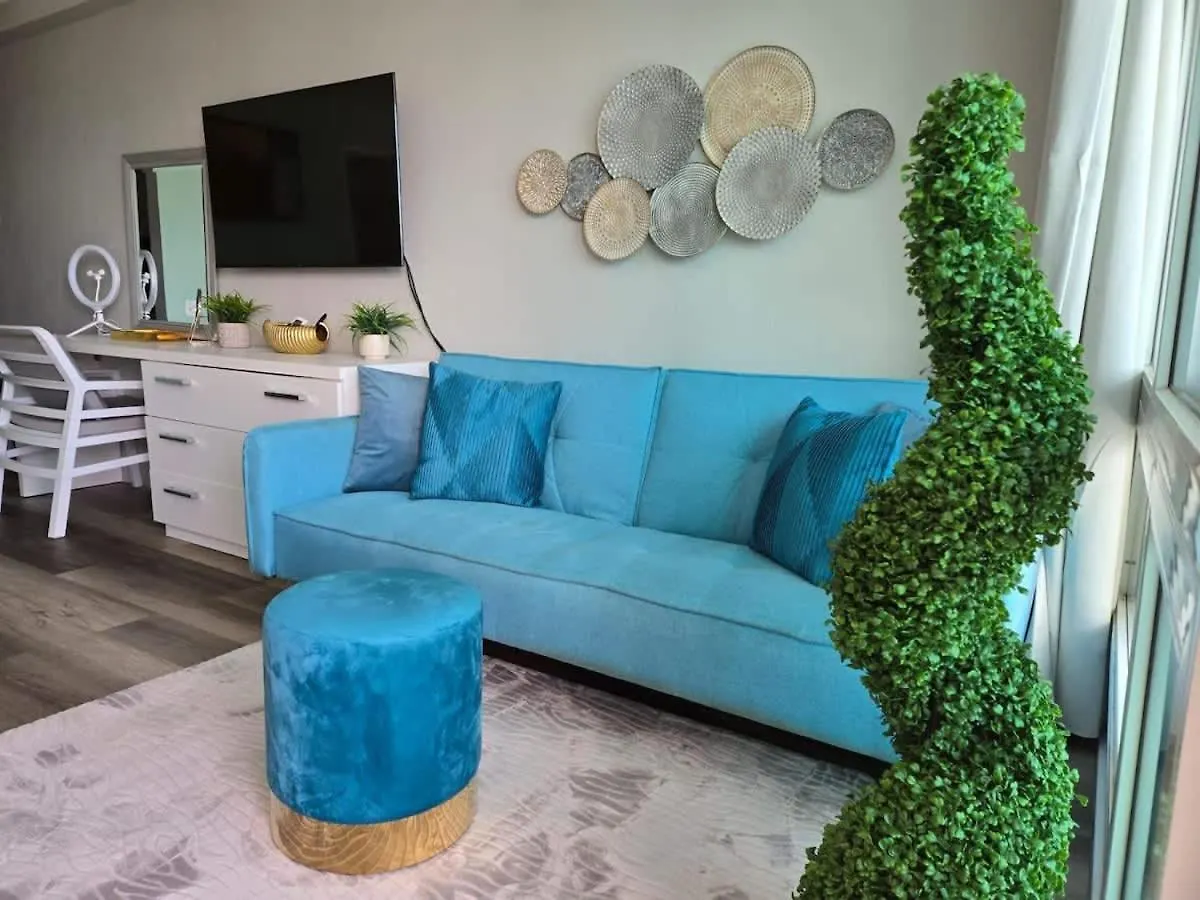 Apartment Steps From The Beach - Dining & Nightlife Nearby San Juan
